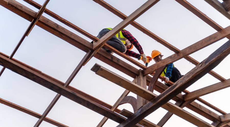 Expert tile roof repair services in San Joaquin, CA